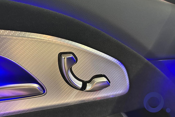 Mercedes-Benz CLA350 18 of 18