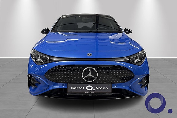 Mercedes-Benz CLA350 2 of 18