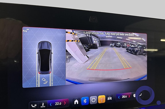 Mercedes-Benz CLA350 17 of 18