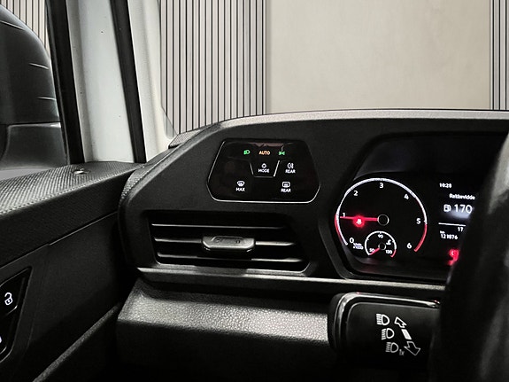 Volkswagen Caddy Maxi 20 of 23