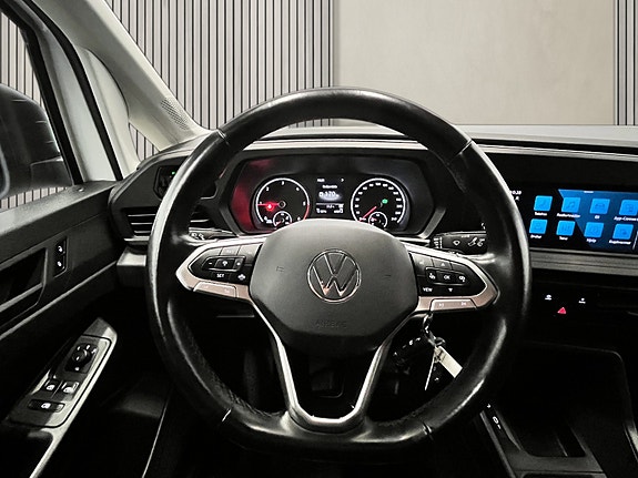 Volkswagen Caddy Maxi 19 of 23