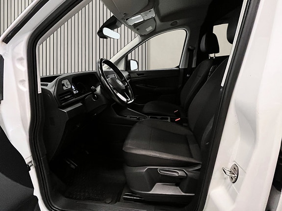 Volkswagen Caddy Maxi 13 of 23