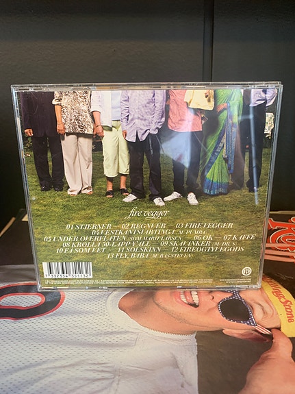 Product image 2 of 4