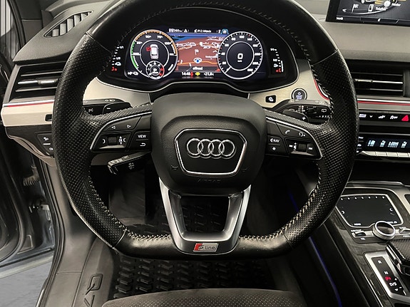Audi Q7 14 of 27
