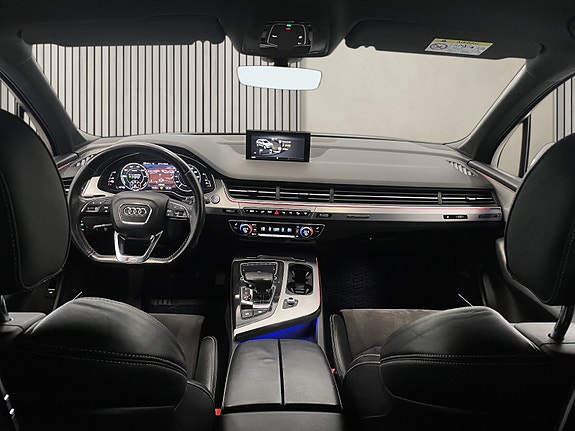 Audi Q7 16 of 27