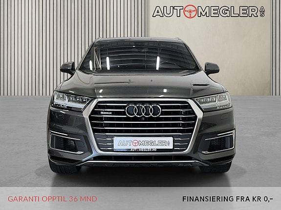 Audi Q7 3 of 5