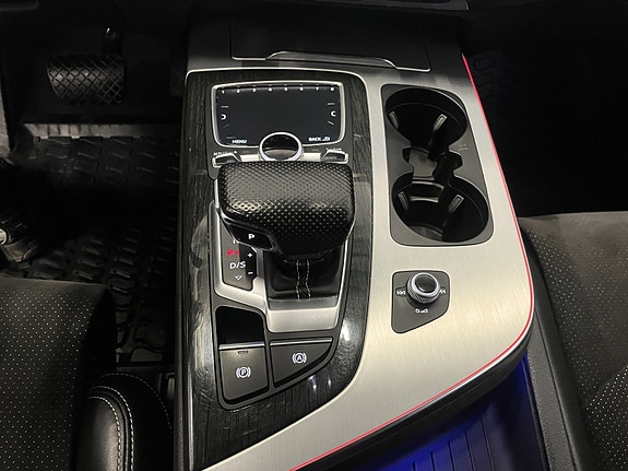 Audi Q7 18 of 27