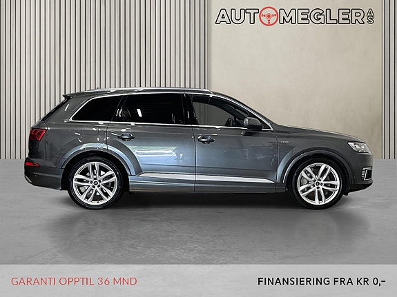 Audi Q7 9 of 27