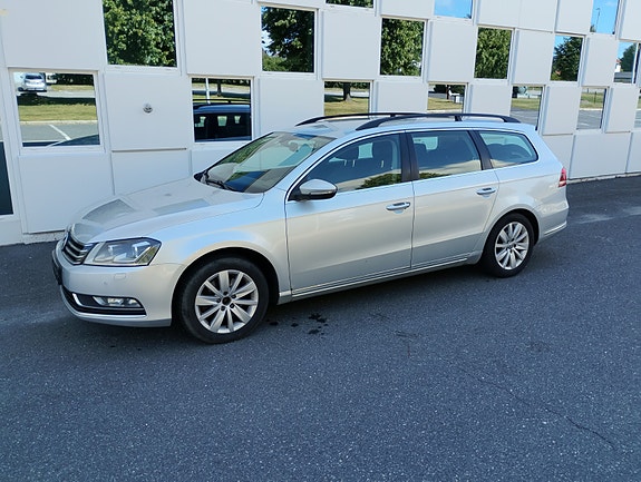 Volkswagen Passat 7 of 19