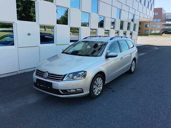 Volkswagen Passat 9 of 19