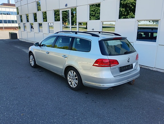 Volkswagen Passat 8 of 19