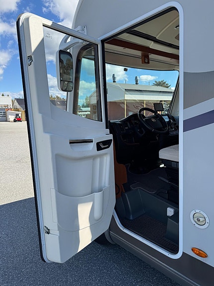 Frankia Luxury Class (i 840) Flott bil/Mye utstyr/Bør sees. 3,0 aut. 27 of 30