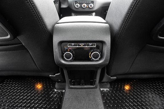 Volkswagen Sharan 27 of 30