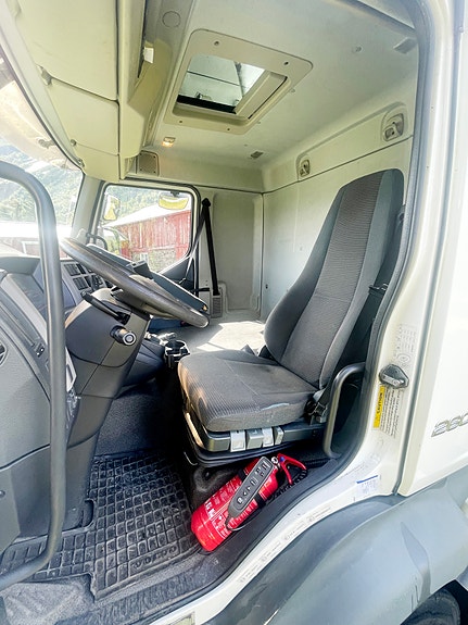 Volvo FL 260 24 of 29