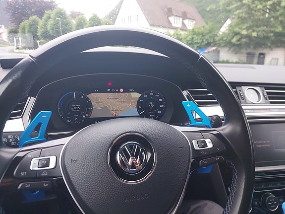 Volkswagen Passat 8 of 26