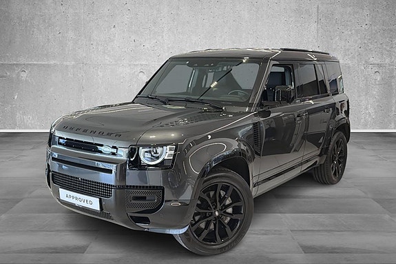 Land Rover Defender 110 3 of 5