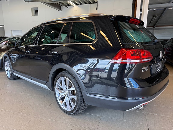 Volkswagen Golf Alltrack 6 of 30
