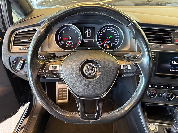 Volkswagen Golf Alltrack 19 of 30