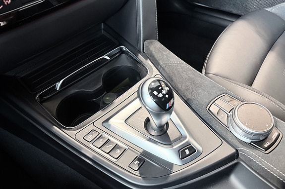 BMW M4 18 of 29