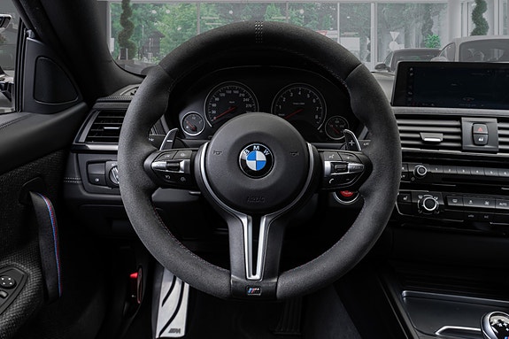 BMW M4 22 of 30