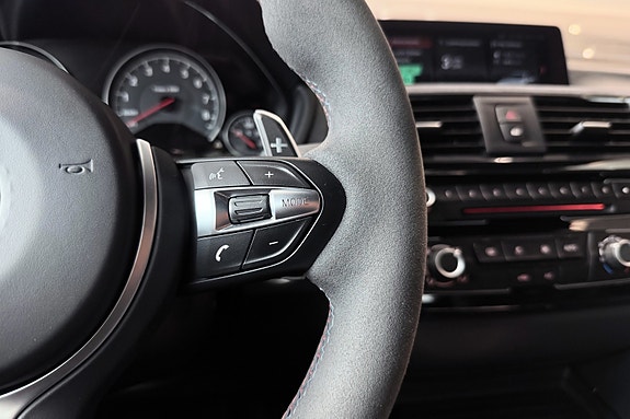 BMW M4 13 of 29