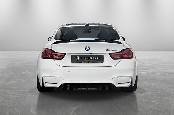 BMW M4 5 of 29
