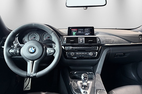 BMW M4 9 of 29