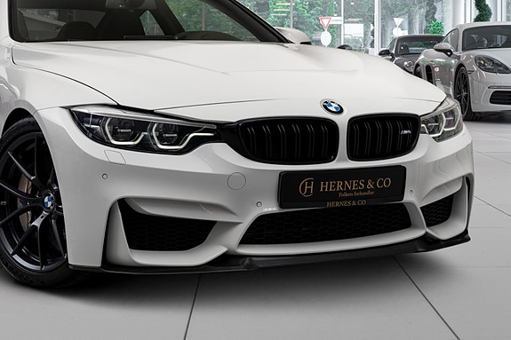 BMW M4 9 of 30