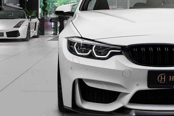BMW M4 7 of 30