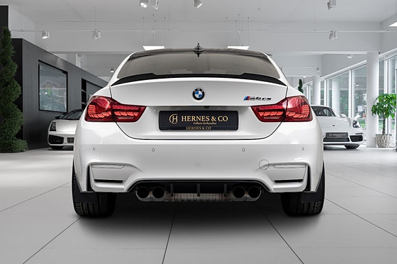 BMW M4 6 of 30