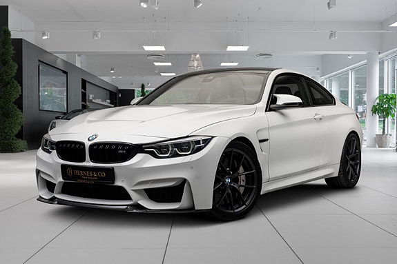 BMW M4 3 of 30