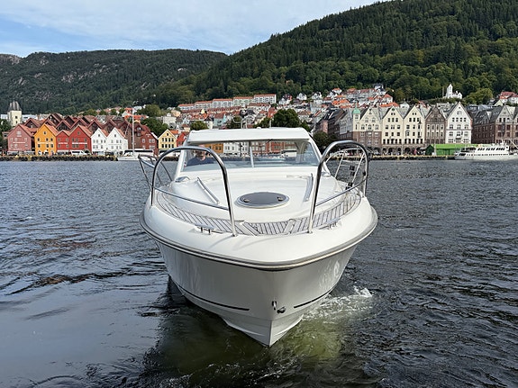 Grandezza 31 OC Baugpropell, ankervinsj akter med fjernkontroll. Service tatt 4 of 5