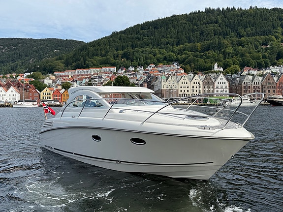 Grandezza 31 OC Baugpropell, ankervinsj akter med fjernkontroll. Service tatt 3 of 5