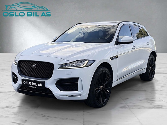 Jaguar F-PACE 2 of 30