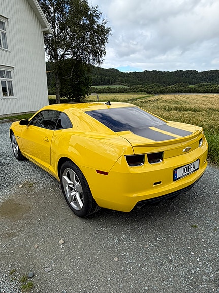 Chevrolet Camaro 3 of 5