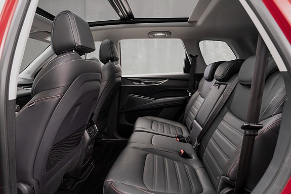 Maxus Euniq 6 24 of 30