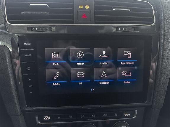 Volkswagen e-Golf VII 13 of 24