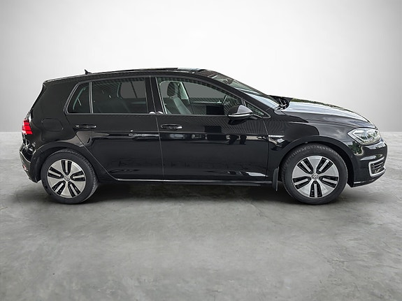 Volkswagen e-Golf VII 6 of 24