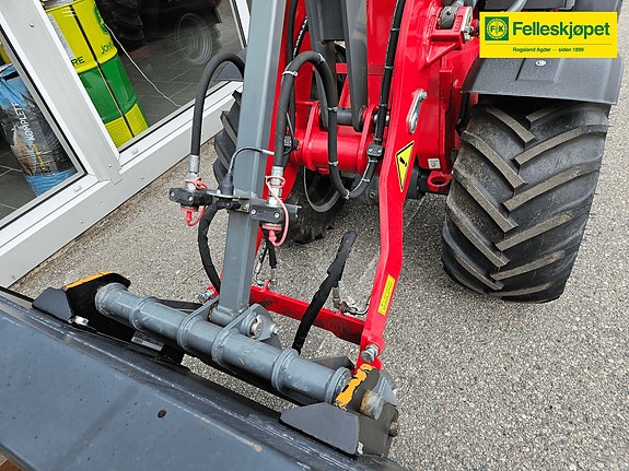 Weidemann 1280 CLASSIC 4 of 16