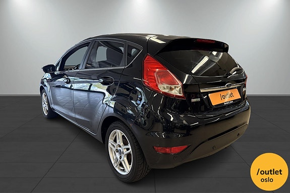 Ford Fiesta 3 of 5