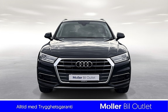 Audi Q5 2 of 5