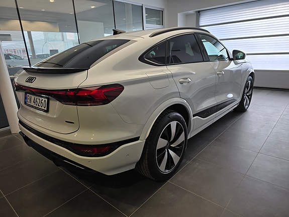 Audi Q6 e-tron 2 of 5