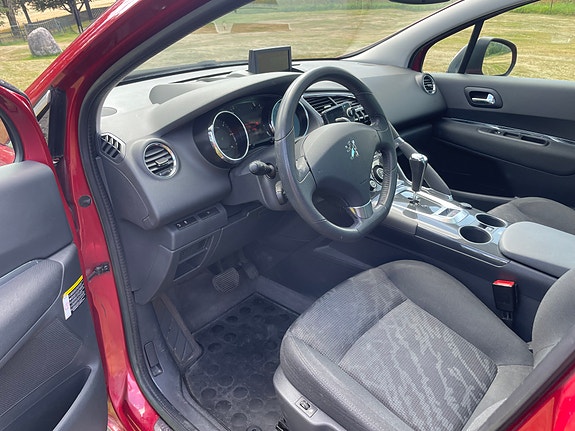 Peugeot 3008 16 of 18