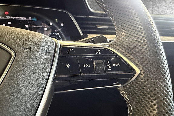 Audi e-tron Sportback 8 of 18