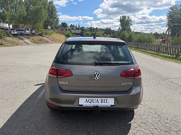 Volkswagen Golf VII 8 of 18