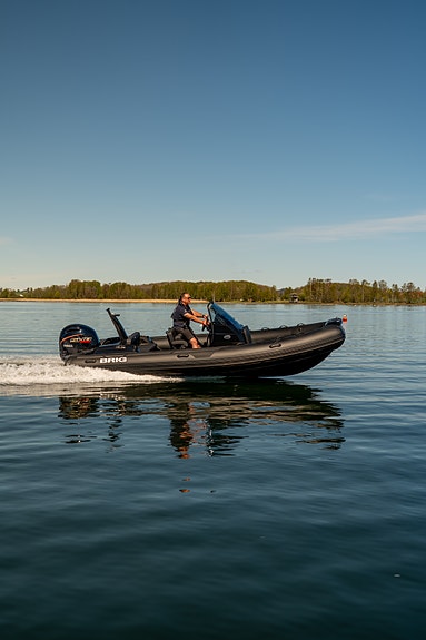 BRIG EAGLE 6 BLACK EDITION M/YAMAHA 150 HK  VMAX - Ta kontakt - Spekk et. ønske 4 of 5