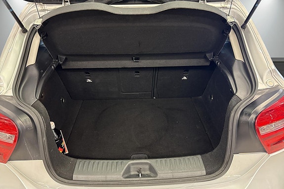 Mercedes-Benz A180 5 of 5