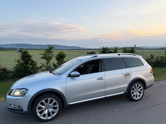 Volkswagen Passat 5 of 10