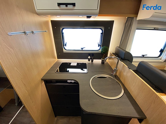 Sunlight T 690 L Adventure Edition 10 of 21
