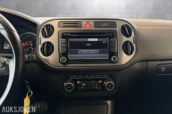 Volkswagen Tiguan 14 of 21